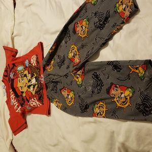 Disney pjs  4 T